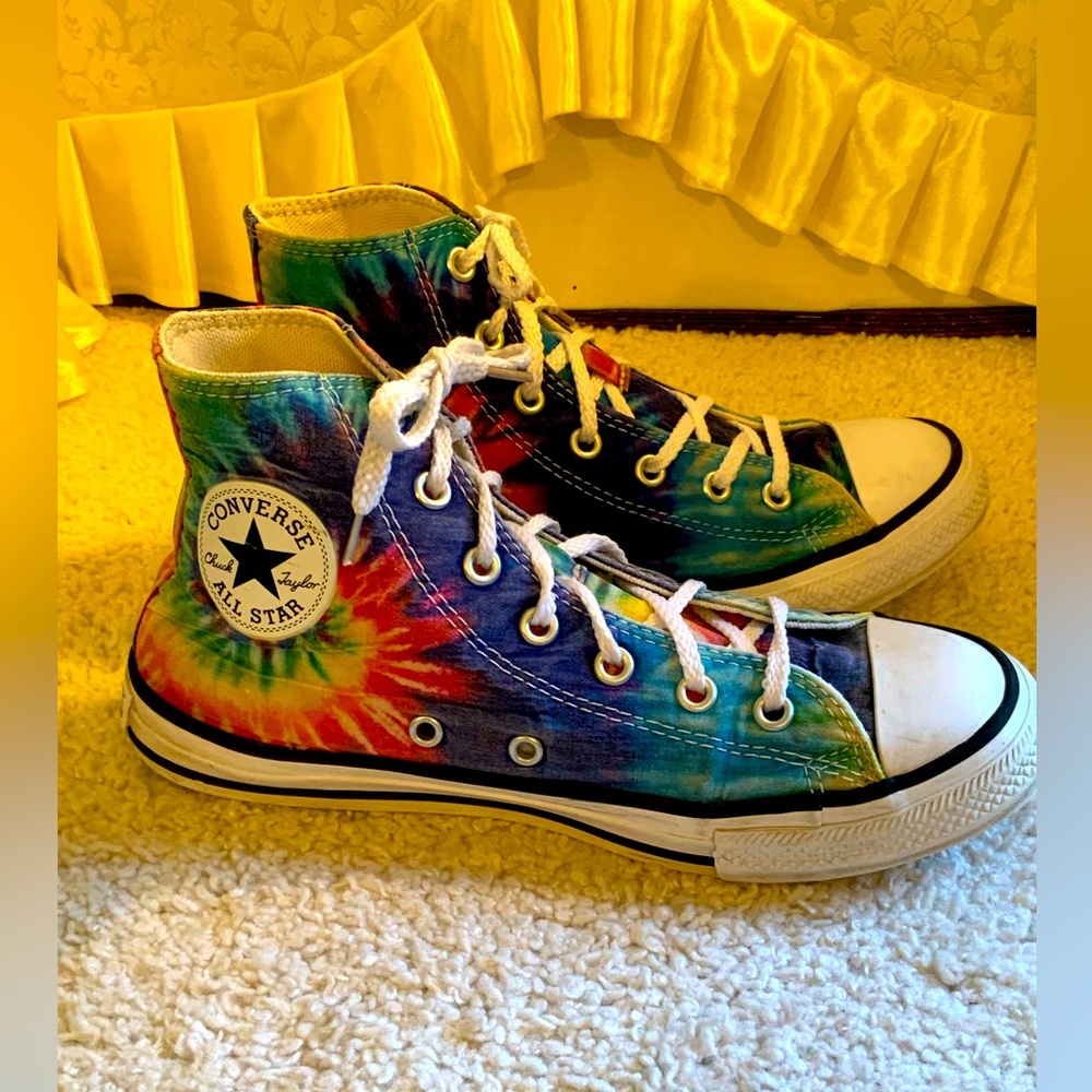 CONVERSE ALL STAR CHUCK TAYLOR YOUTHS TYE DYE HITOP SNEAKERS